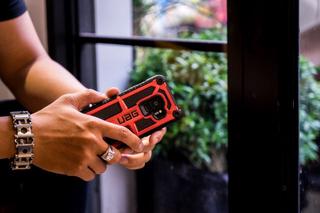 ỐP LƯNG GALAXY S9, S9 PLUS UAG MONARCH TITANIUM