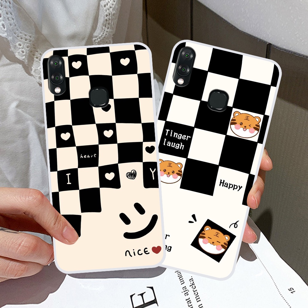 Ốp Vsmart Joy 1 / Joy 1 Plus / Joy1+ in hình sọc caro, họa tiết đen trắng dễ thương