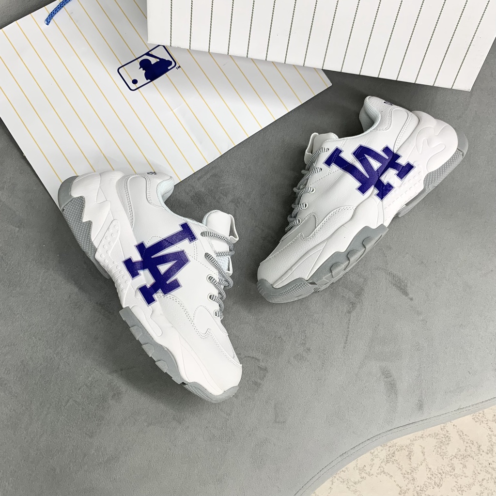 Giày Sneaker 🚚FREESHIP🚚 Giày Thể Thao Mẫu Hot Nam Nữ R11 | BigBuy360 - bigbuy360.vn