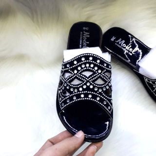 dép bà đính đá họa tiết