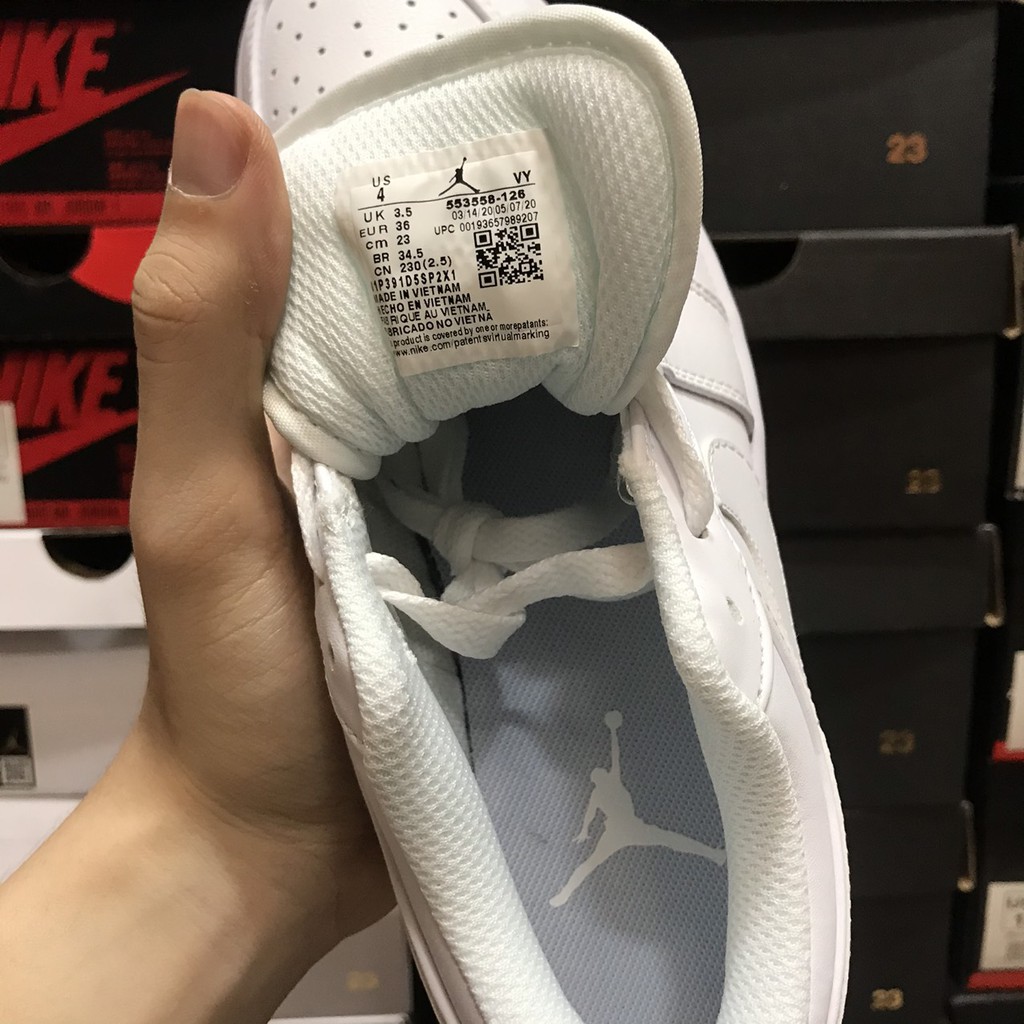 [KELLY SNEAKERS] JORDAN 1 LOW TRIPLE WHITE | BigBuy360 - bigbuy360.vn