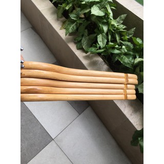 Móc gỗ treo quần áo