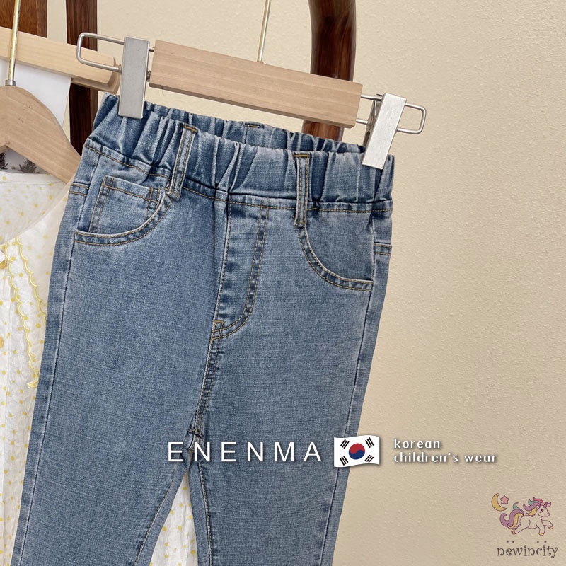 Quần jean lưng vừa đính ngọc trai nhân tạo thời trang Hàn Quốc dành cho bé gái