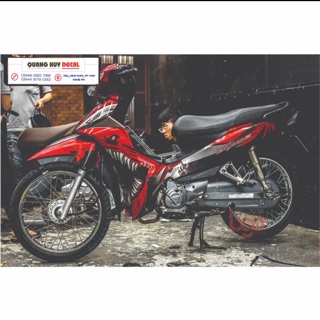 Tem trùm honda Blade đỏ đen shark cá mập đẹp decal 3 lớp