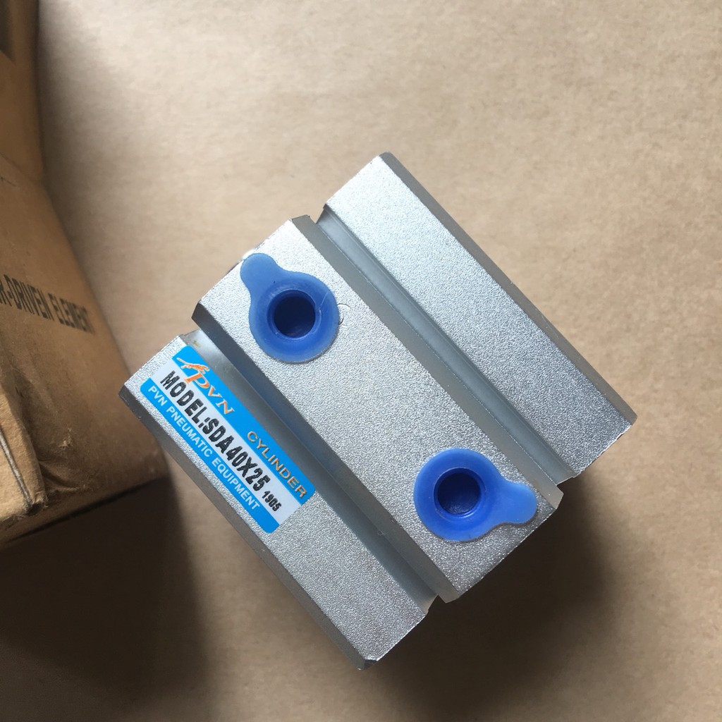 Xi lanh SDA 40x25 đẩy trục mô tơ thay dao nhanh máy phay