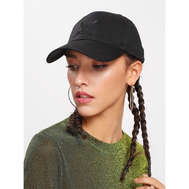 H35768 Mũ lưỡi trai adidas ba lá full đen