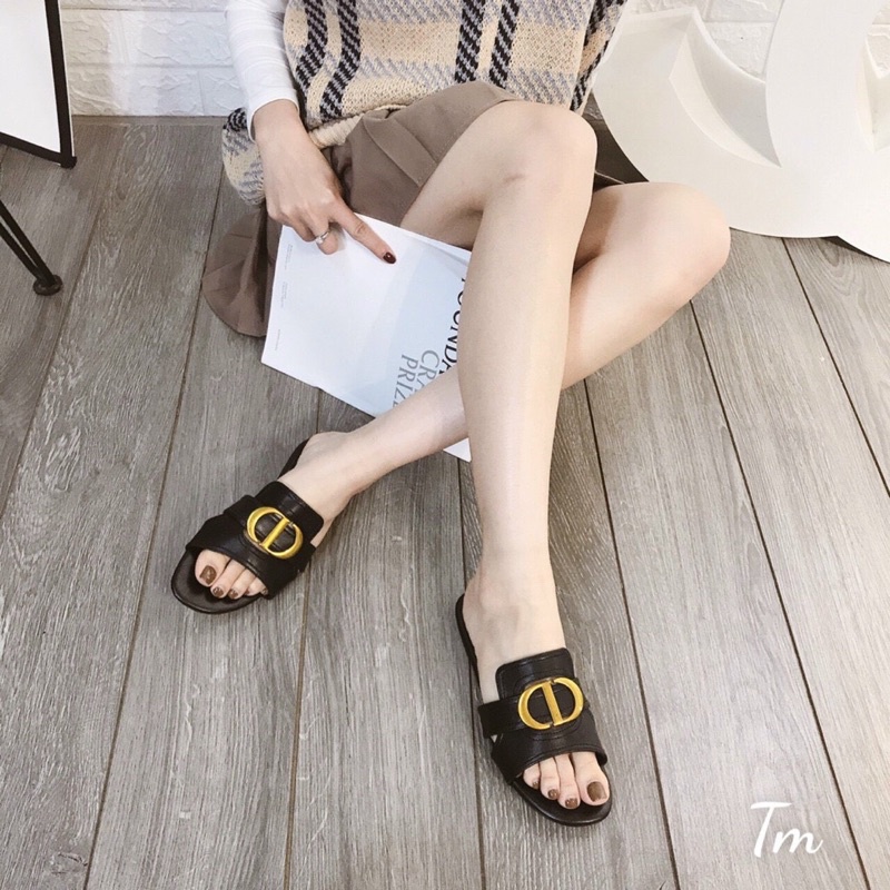 Dép dior quai ngang khoá đồng không kèm hộp