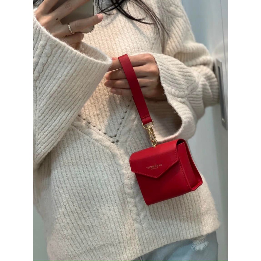 Túi Gift Givenchy Red Pouch 2021 Auth