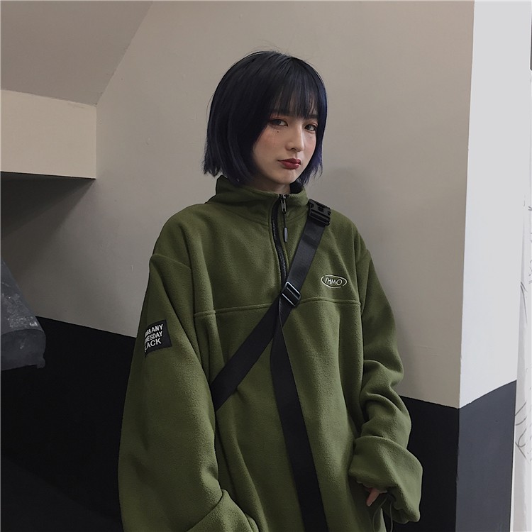 Áo thun tay dài dáng rộng vải lông cừu thời trang thu đông | BigBuy360 - bigbuy360.vn