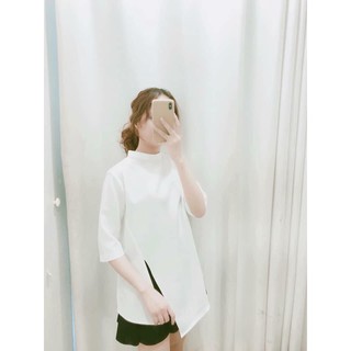 Áo phông nữ xẻ tà cách điệu