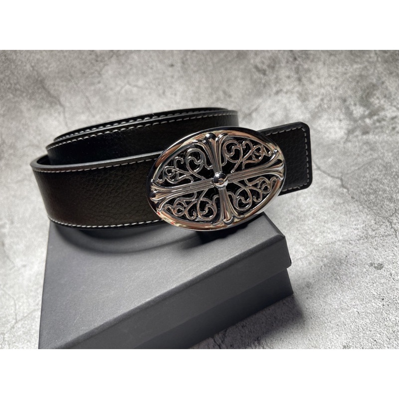 Thắt lưng Chrome Heart da PU cao cấp rất mềm.