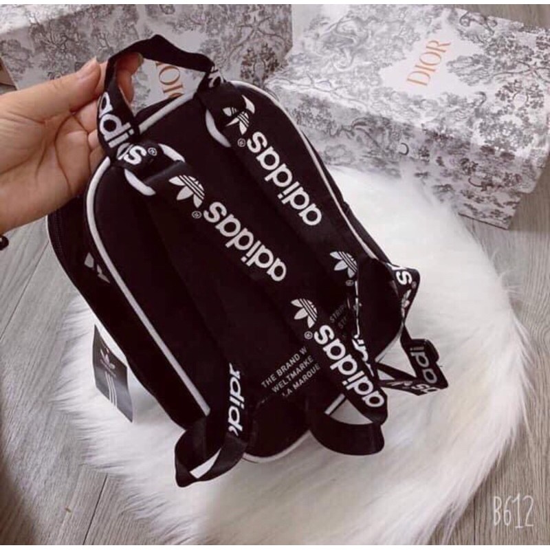 Ba lô balo thể thao Ad