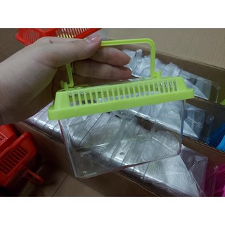 Hộp vận chuyển hamster