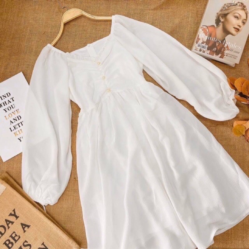 Váy trắng tiểu thư dài tay cá tính - Đầm nữ thiết kế cổ tim 3 cúc ngực dáng xoè 2 lớp vintage freesize đi chơi đi học | BigBuy360 - bigbuy360.vn