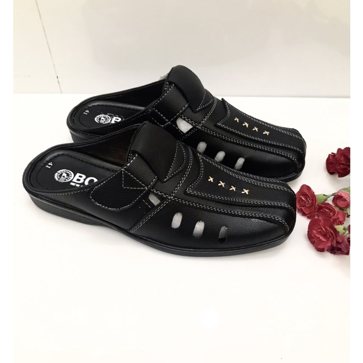 Dép bít mũi nam mẫu mới, da mềm, Size từ 38-43,mã SP03, màu đen, đế khâu sẵn rất chắc chắn