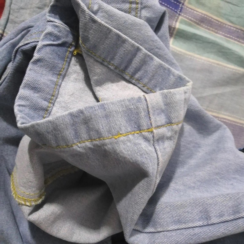 Quần bò buộc nơ