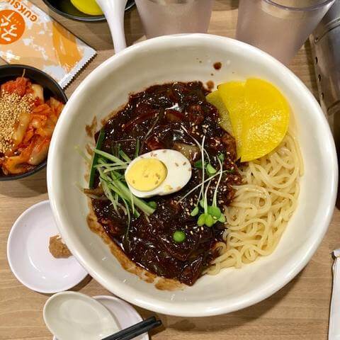 Sốt Tương Đen Daesang túi 250g