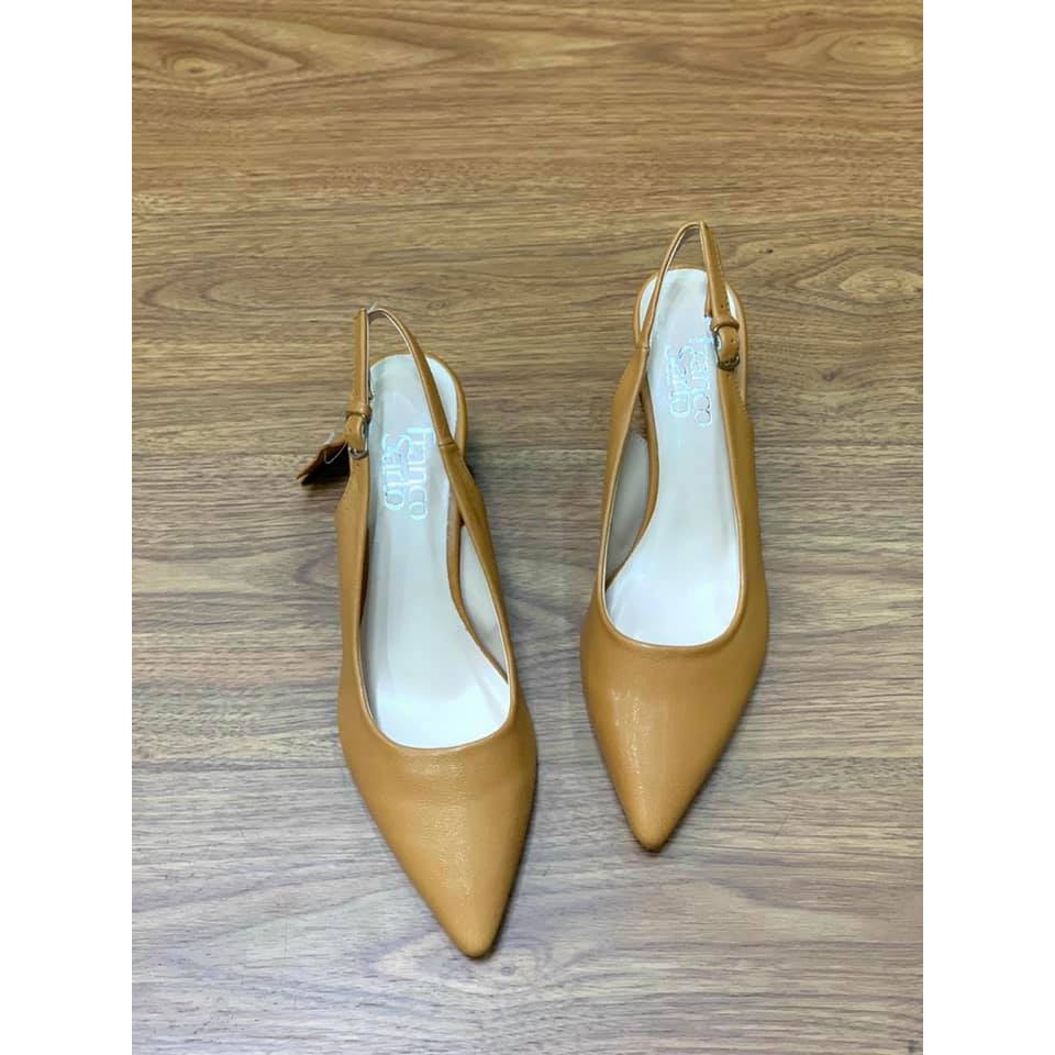 Giày cao gót dáng slingback quai hậu mũi nhọn gót vuông 5p (form to lệch 1sz) MS1657