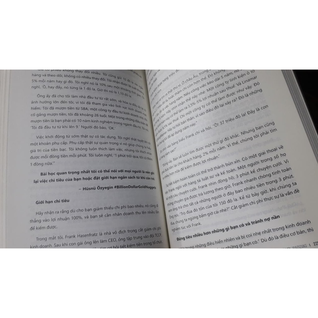 Sách - Bí Mật Tỷ Đô (Bìa mềm)