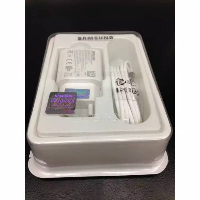 Củ Sạc Nhanh Loại C 2a 9v Cho Samsung C9 Pro