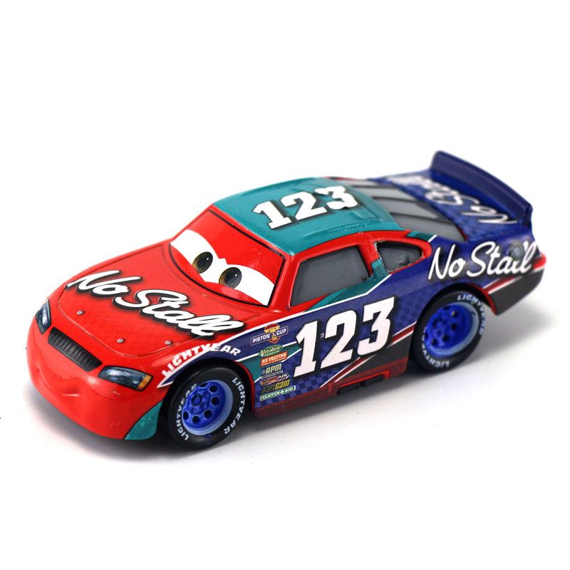 Mô Hình Xe Đua Trong Phim Hoạt Hình Disney McQueen King 3 Mater Jackson Storm Ramirez tỉ lệ 1: 55 sáng tạo