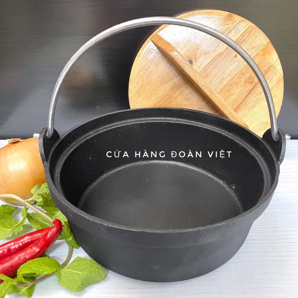 Nồi Gang, Thố Gang Nắp Gỗ Cao Cấp - Nồi Nấu Mì Cay, Cơm Chiên, Thố Lẩu, Kho Tộ - CHỐNG DÍNH NẮP GỖ nặng 1500g