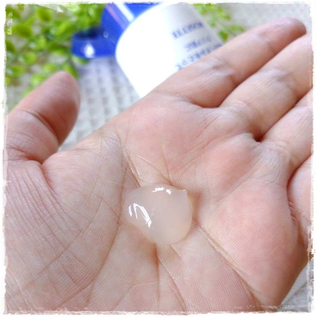 Gel tẩy da chết Rosette Gommage Peeling Gel Nhật Bản