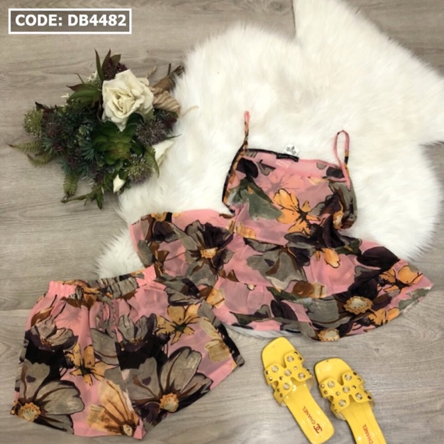 Set đồ đũi nữ quần đùi phối áo 2 dây siêu mát siêu sang siêu đẹp nha mn 😘😘😘 | BigBuy360 - bigbuy360.vn