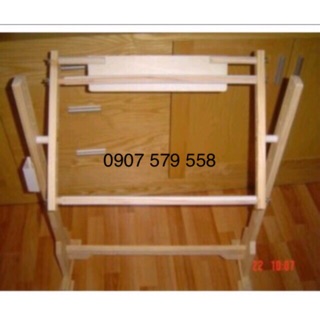 Khung gỗ thêu tranh chữ thập