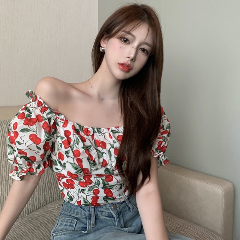 Áo sơ mi kiểu ngắn tay phồng cổ vuông hở lưng họa tiết quả cherry thời trang mùa hè cho nữ
