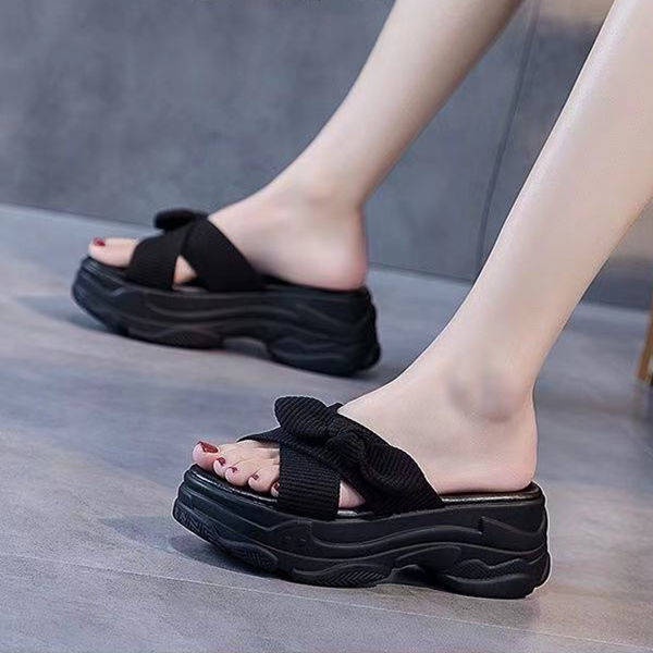 Dép Sandal Mùa Hè Đế Dày Phong Cách Mới Dễ Phối Đồ Cho Nữ
