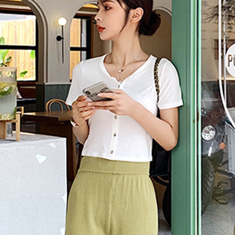 Áo Croptop Cúc Trước Nữ Madela Áo Thun Croptop Nữ Ngắn Tay Madela Khóa Cúc Dáng Ôm, Áo Thun Tay Ngắn