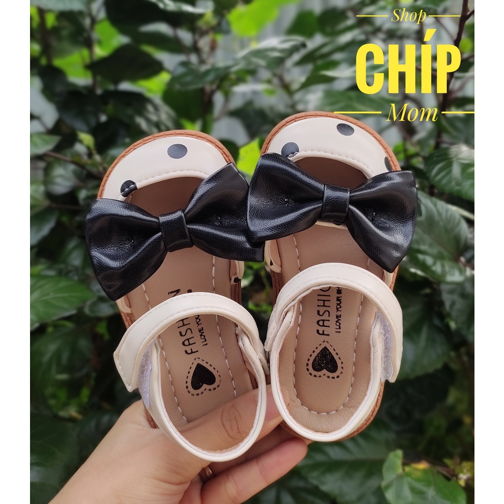 sandal bé giày giày cho bé bít mũi chấm bi đế dẻo nơ nhỏ xinh xắn đen trắng 21 đến 30 QCCC full hộp D13 ( có ảnh thật )