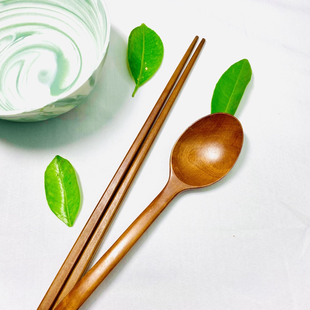 COMBO 10 đôi đũa gỗ cao cấp thiết kế phong cách Hàn Quốc không chất bảo quản sơn tốt cho sức khoẻ BenGo  ĐG10