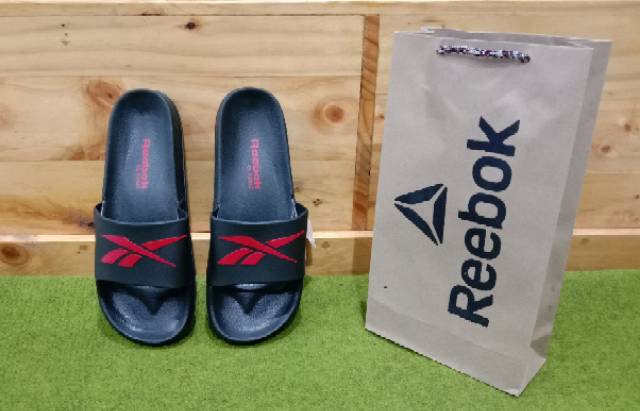 Túi Đeo Chéo Reebok Thiết Kế Đơn Giản Hợp Thời Trang