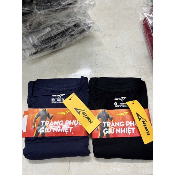 Áo giữ nhiệt Kwin size S 325k thanh lý nghỉ bán