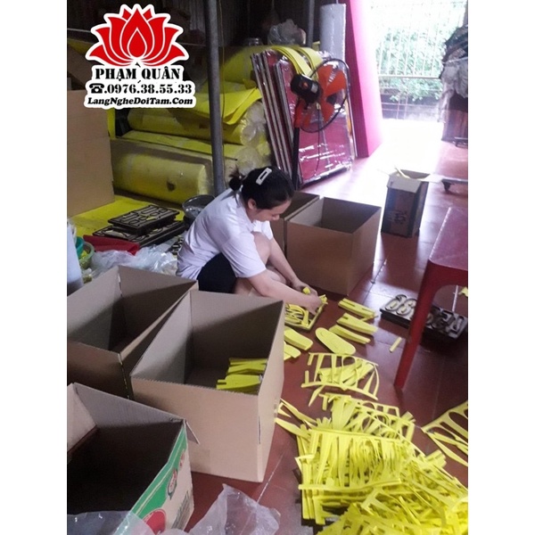 bộ chữ xốp hội nghị,trường học màu trắng vàng