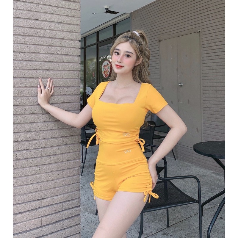 Set Crop Top Cổ Vuông Cao Cấp