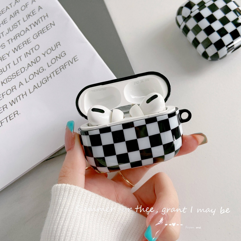 Vỏ Bảo Vệ Hộp Sạc Tai Nghe AirPods3/AirPods 3G/Apple Pro/2 Màu Trắng/Đen Xinh Xắn