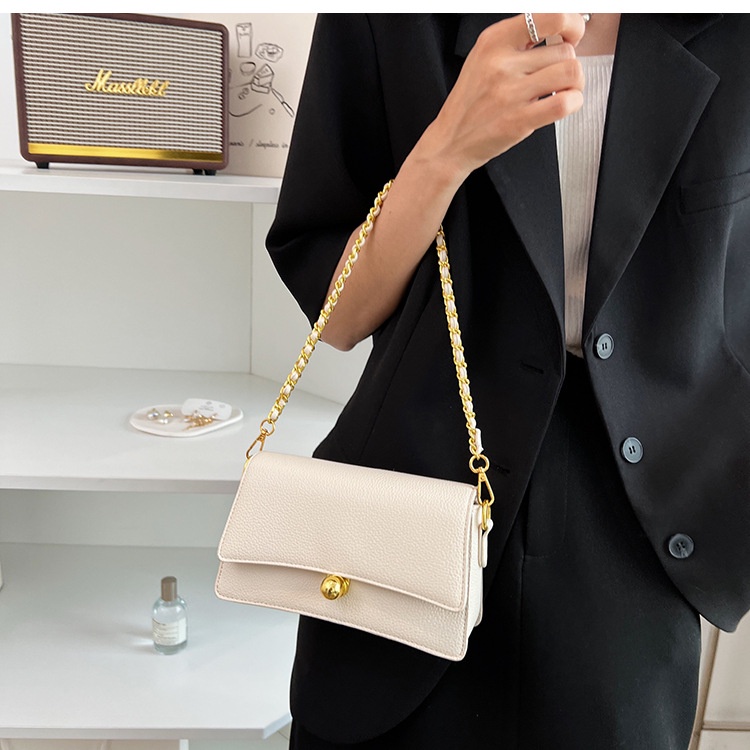 Túi đeo chéo vai IELGY quai xích chất lượng cao dễ phối đồ thời trang cho nữ