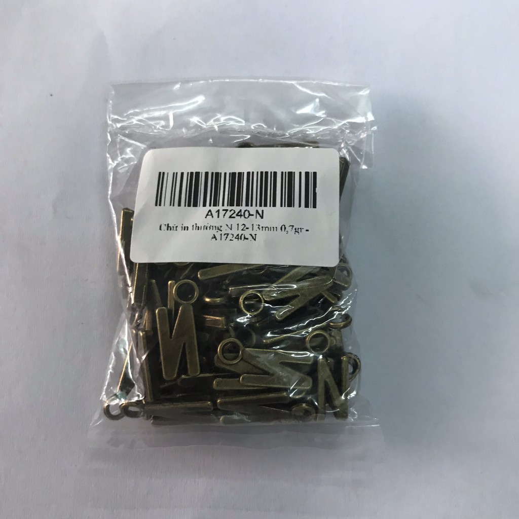 N8 - Phụ kiện trang trí chữ in thường 13mm màu đồng. (Qúy khách vui lòng xem kĩ mô tả để chọn đúng mã hàng)