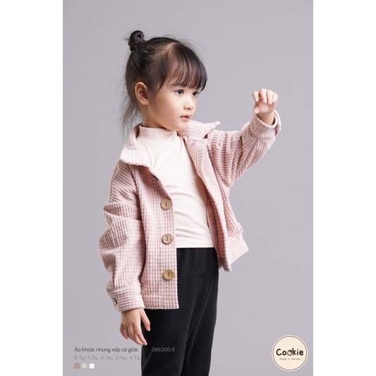 Áo khoác nhung xốp cài giữa Cookie