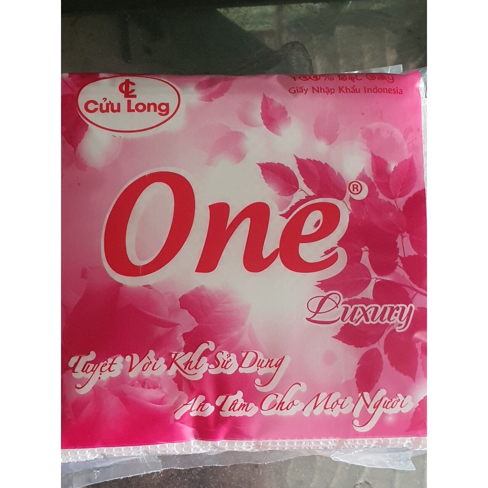 Giấy ăn vuông one cửu long 50 tờ