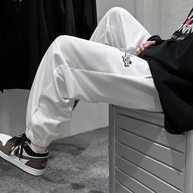 Quần  dài dây rút màu trơn chất liệu lụa lạnh thời trang mùa hè phong cách hàn quốc cho nam chữ in màu quần dài đơn giản phù hợp với tất cả các cặp quần dài