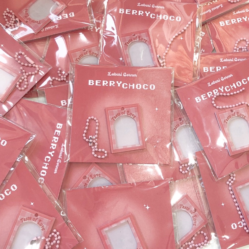MÓC KHOÁ THAY ẢNH BERRYCHOCO 💗🖤