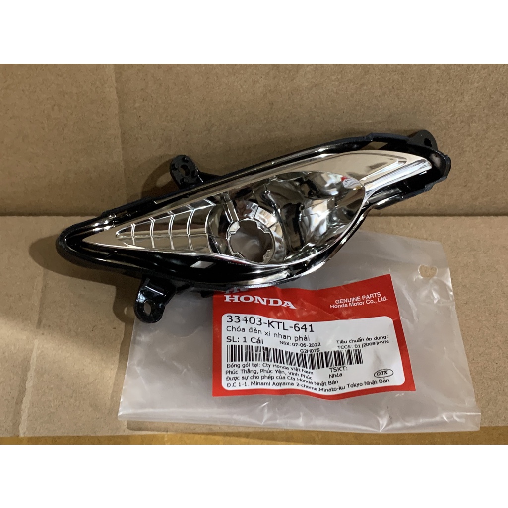 Chóa đèn xi nhan bên phải HONDA WAVE A100, RS100, A110. 33403KTL641