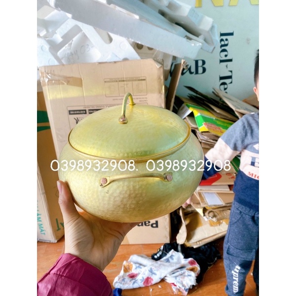Niêu đồng chất liệu bằng đồng vàn g  nhà làm ra