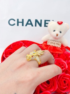 Nhẩn tay nam con rồng