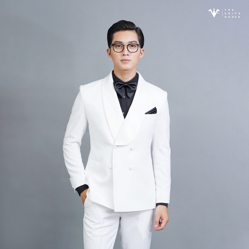 Bộ tuxedo nam trắng cổ sam 4 khuy, chất Cashmere, chuẩn form The Suits House