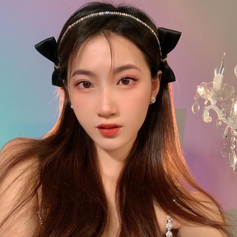 Băng đô hai bên phối nơ màu đen đính đá phong cách Hàn Quốc sang trọng